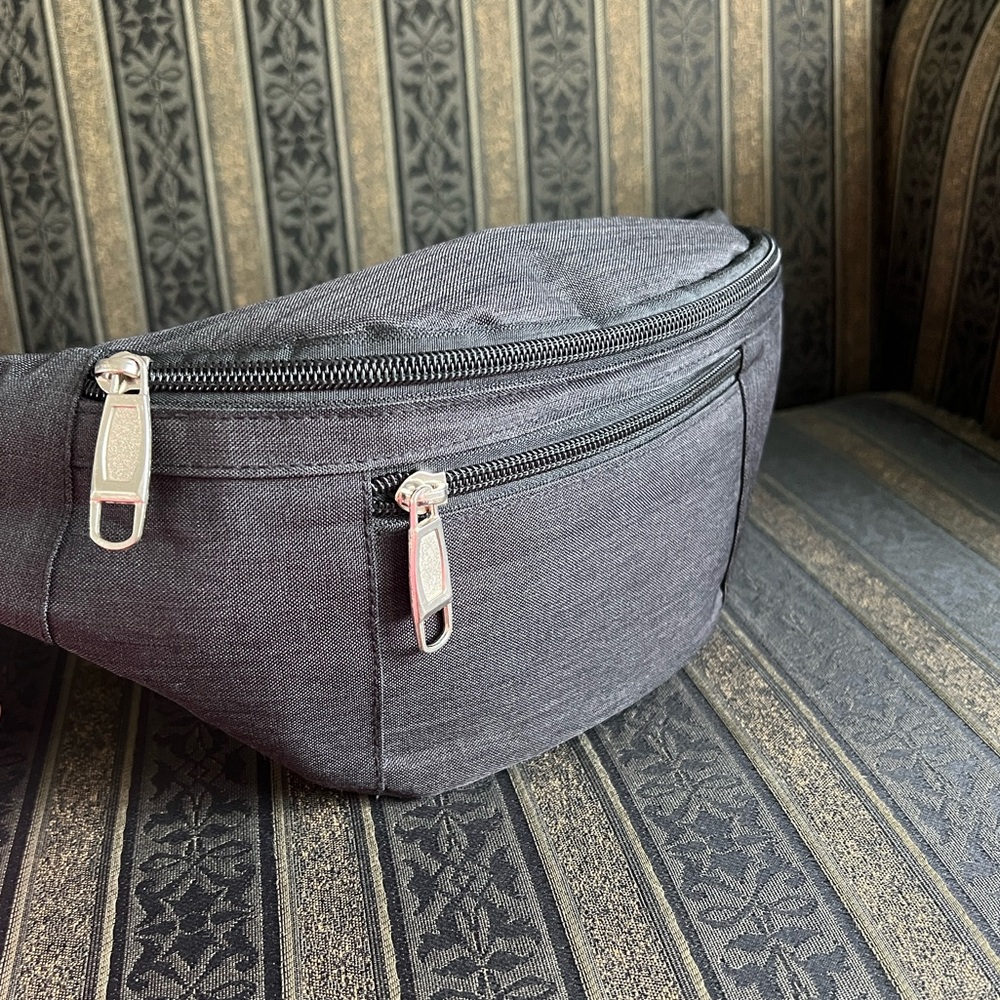 Unisex Black Waterproof Waist Bag / Fanny Pack, adjustable strap